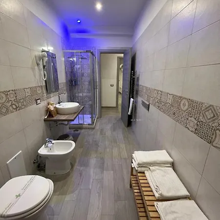 Regina 4* Neapel