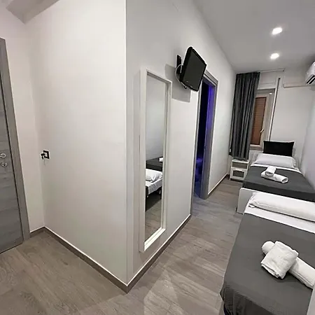Regina 4* Nápoly