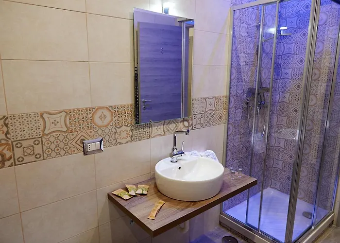 Regina 4*